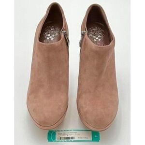 NEW Vince Camuto Stiletto Blush Pink Suede Ankle Logo Zipper Elvin Booties Sz 8